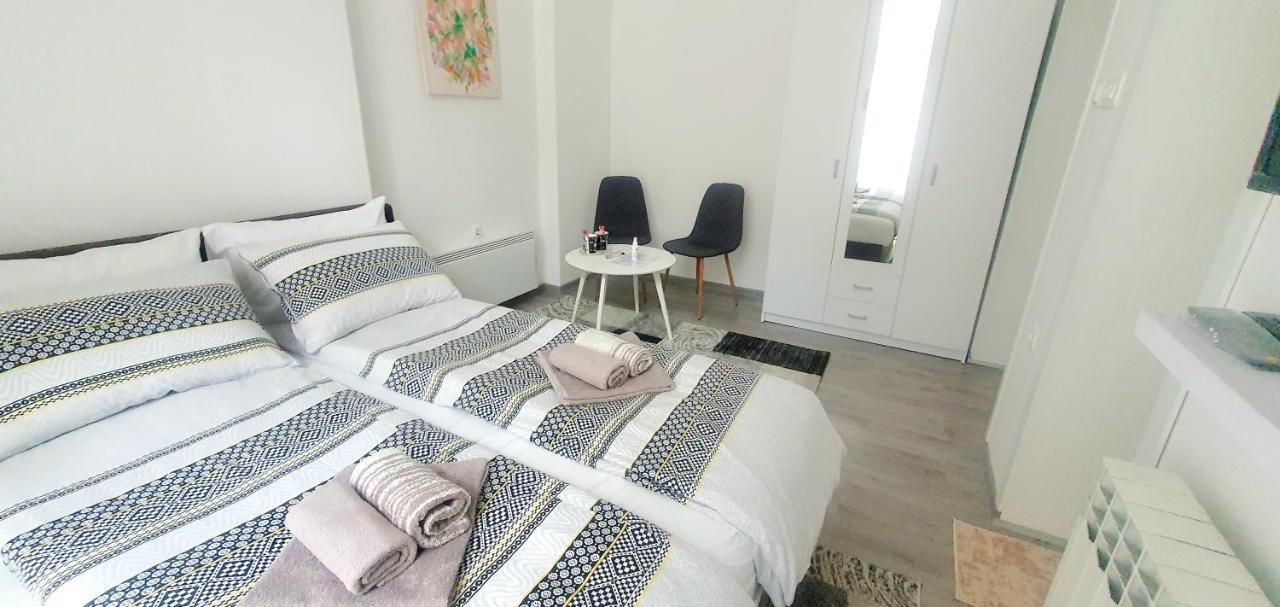 Ferhadija A&E Apartment SJJ Esterno foto