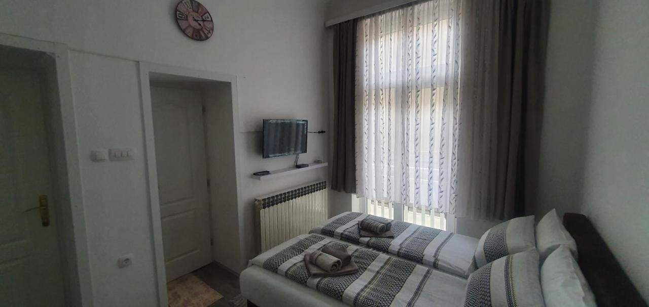 Ferhadija A&E Apartment SJJ Esterno foto